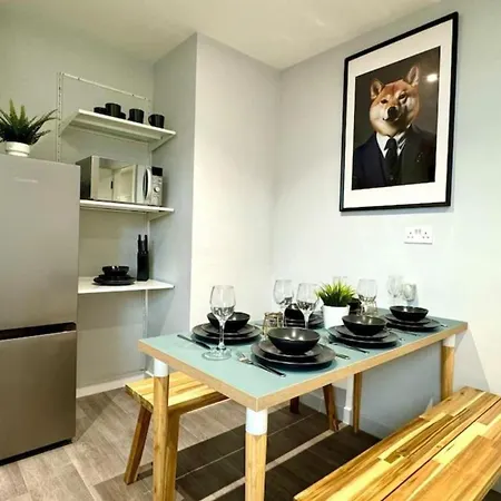 New 2 Bedroom Bournemouth Ground Floor Easy Access-3